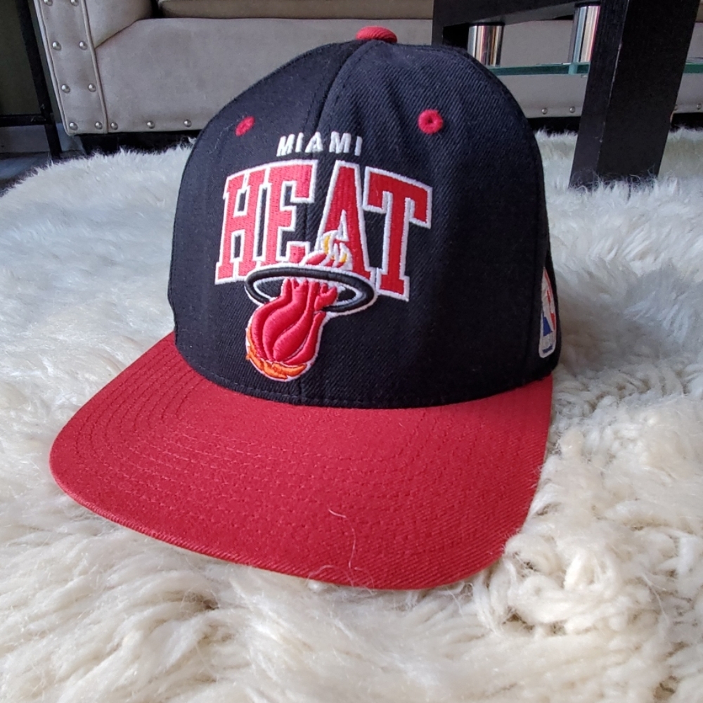 Mitchell & Ness NBA Miami Heat Wool Snap Back